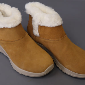 Skechers Women s On the GO Joy Bundle Up Cozy Ankle Boot